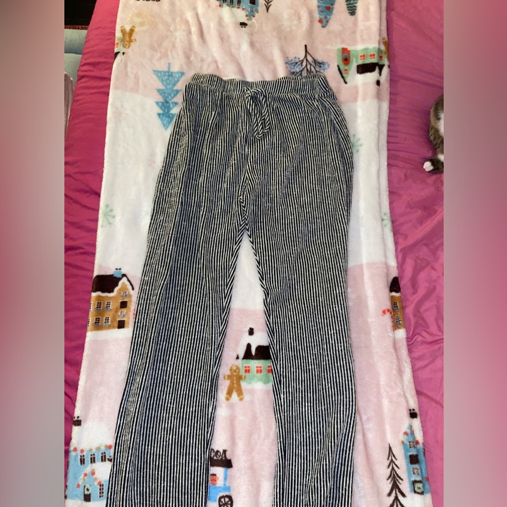 jogger pants